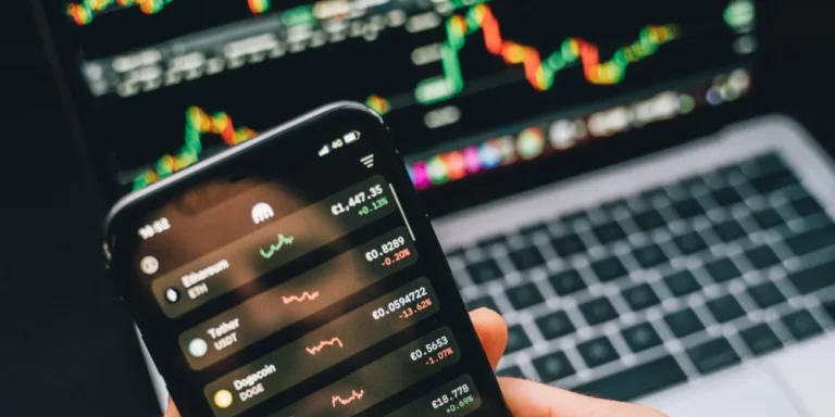 Investidores institucionais aumentam exposição a criptoativos, aponta relatório